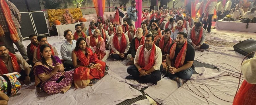 कैंट विधायक अमित अग्रवाल व वरुण अग्रवाल द्वारा सरस्वती लोक स्थित महादेव जागेश्वर मंदिर प्रांगड़ में भव्य माता की चौकी का आयोजन, श्रद्धालुओं ने लिया धर्म लाभ