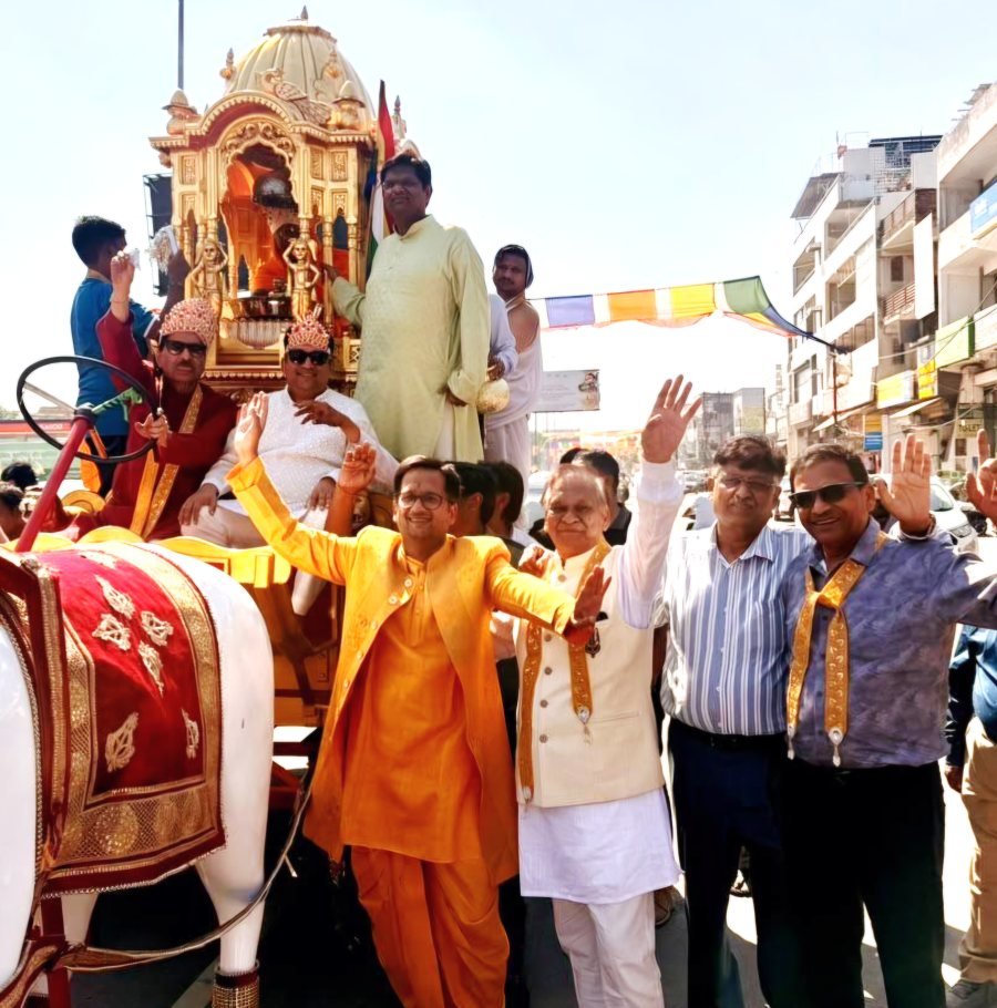 मलानगर जैन मंदिर में निकली विशाल रथ यात्रा, वेदी प्रतिष्ठा महोत्सव एवं स्वर्ण जयंती समारोह का भव्य समापन