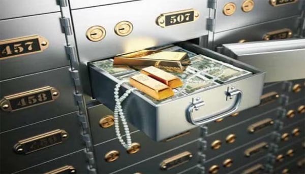 लॉकर में रखा सामान गायब हुआ तो बैंक को भुगतना होगा