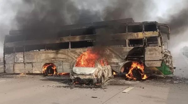 यमुना एक्सप्रेसवे हादसे में 15 की जिंदा जलकर मौत; 70 घायल, DNA से मृतकों की पहचान