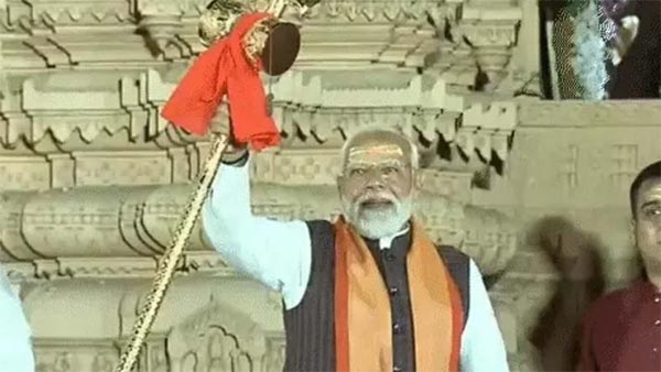 सोमनाथ मंदिर पहुंचे पीएम उल्लेखनीय बन गई एक किमी लंबी शौर्य यात्रा, पीएम ने बजाए डमरू, विध्वंसकारियों को दिया संदेश, दुनिया ही नहीं देशवासियों को भी पीएम से बड़ी उम्मीदें