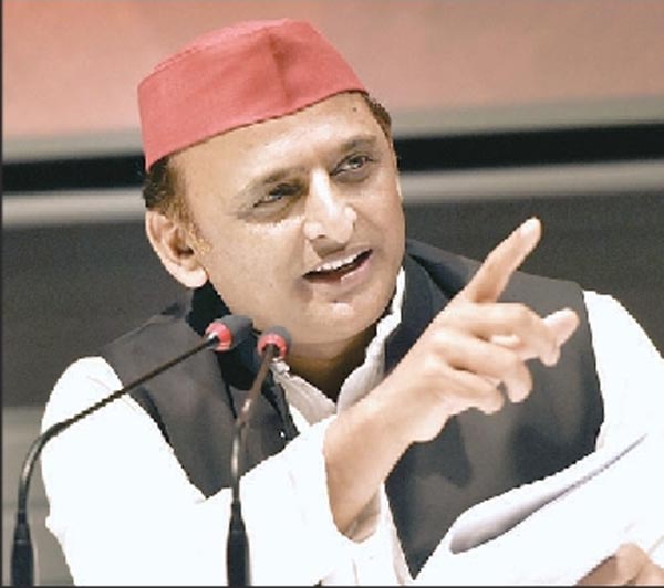 अखिलेश सत्ता में आए तो 90 दिन में पूरी करेंगे 69 हजार शिक्षक भर्ती