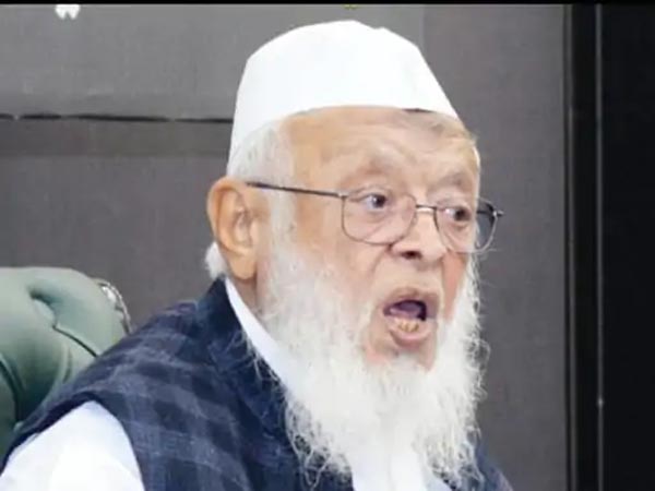 गाय को राष्ट्रीय पशु घोषित करे सरकार, तनाव और नफरत होगी कम : मदनी