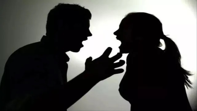 ब्लैकमेल कर रहे एक्स ब्वॉय फ्रेंड की एक और करतूत, बर्थडे मनाने जबरन ले गया और विरोध करने पर की मारपीट