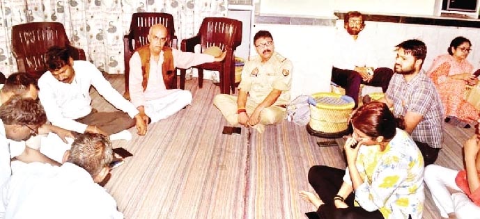 पुलिस की मौजूदगी में जगन्नाथ मंदिर परिसर में रिसीवर ने संभाला चार्ज