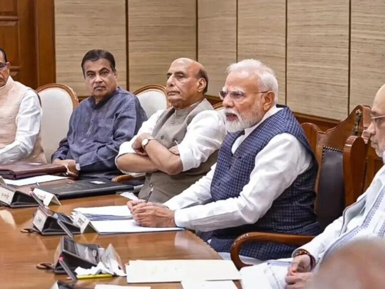 पश्चिम एशिया संकट से प्रभावित कारोबारों के लिए 2.5 लाख करोड़ रुपये की ऋण गारंटी योजना पर विचार