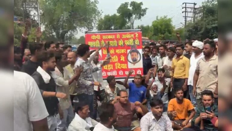 यूट्यूबर मानसी की मौत! परिजनों ने थाने में शव रखकर किया प्रदर्शन, कहा- लखनऊ पुलिस की जांच पर शक