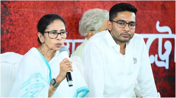ममता टीएमसी का कांग्रेस में विलय को तैयार, अभिषेक ने मांगा खड़गे वाला पद