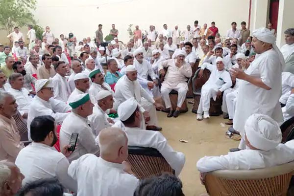 कट नहीं मिला तो 15 अगस्त को इकोनामिक कारिडोर पर ट्रैक्टर से निकालेंगे तिरंगा यात्रा