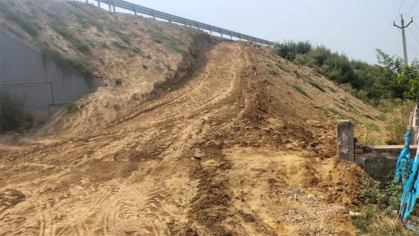 बागपत में इकोनामिक कारिडोर पर अवैध कट बनाने पर 14 किसानों पर मुकदमा दर्ज
