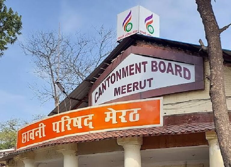 कैंट बोर्ड के लेखाकार राजेश जॉन निलंबित