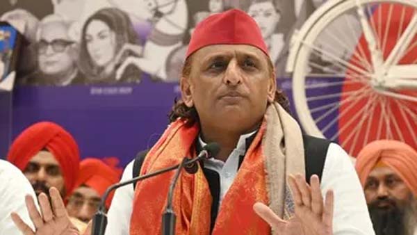 सपा की विकास योजनाओं को भाजपा सरकार ने किया जर्जर : अखिलेश