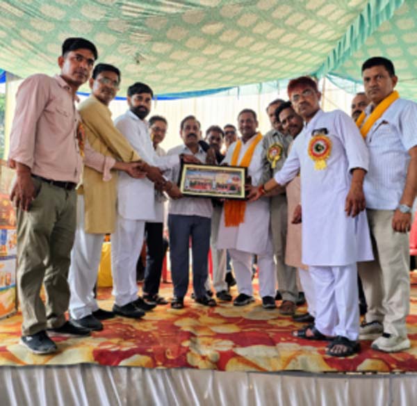 चंद्रवंशी भुर्जी समाज का वार्षिक सम्मलेन व भंडारा संपन्न हुआ