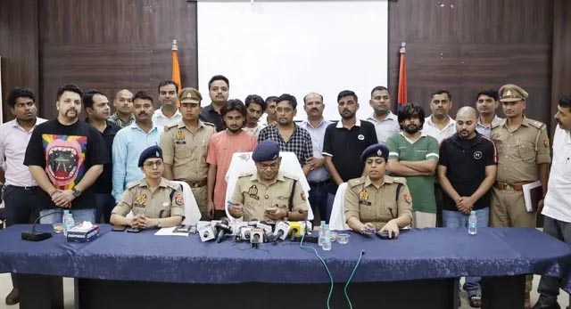 फर्जी कॉल सेंटर का पर्दाफाश, लखनऊ के 7वीं फेल ठगों ने अमेरिकियों से की अरबों की ठगी; 7 गिरफ्तार