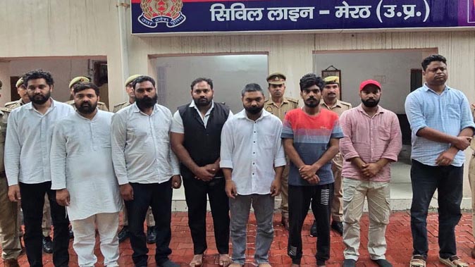 ललिता गौतम हत्याकांड : कलक्ट्रेट बवाल में आठ आरोपी भेजे जेल, ललिता का गांव सील