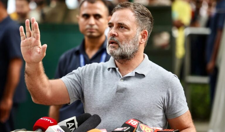 Delhi Protest: छात्रों पर Police Action पर बिफरे Rahul Gandhi, Amit Shah को पत्र लिखकर पूछा- आदेश किसने दिया?