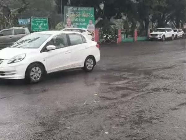 हल्की बारिश होने पर उमस से लोगों को राहत, अधिकांश क्षेत्रों में मौसम शुष्क बना रहा